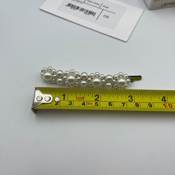 BNWT in box Simone Rocha flower hair clip Platinum Tone Pearl - Picture 8 of 8